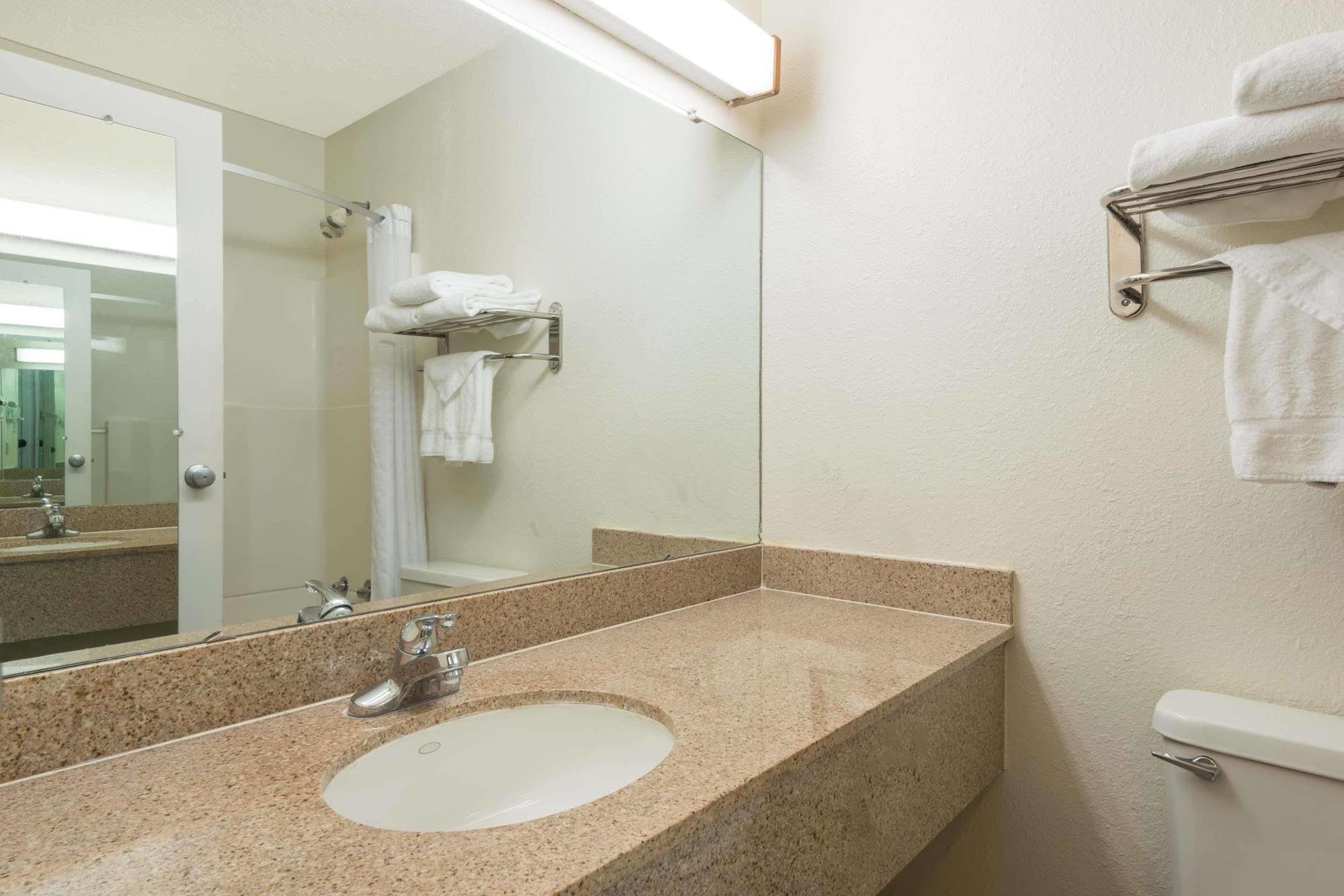 Budget Inn Laramie Εξωτερικό φωτογραφία